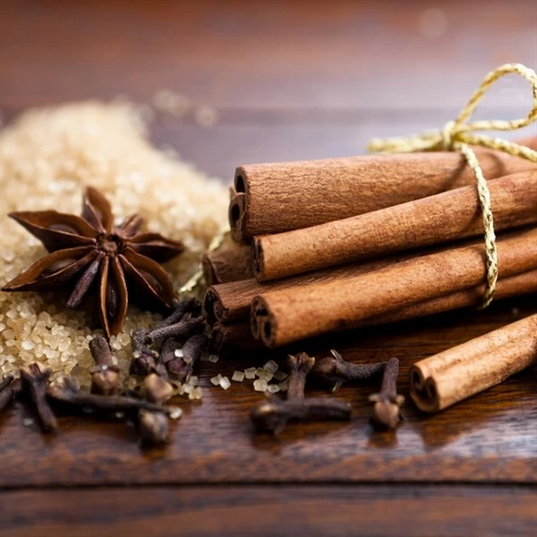 Tarçın & Karanfil  - Kanvas Tablo ürün görseli