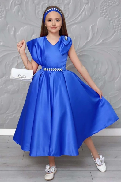 Kız Çocuk Omuzu Fiyonk Broş Detaylı Beli Taş Yonca İşlemeli Saks Mavi Elbise - Resim 3