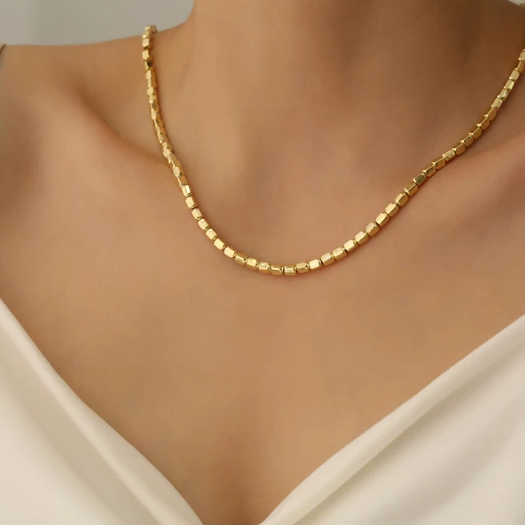 14 Ayar Mikron Altın Kaplama Küp Boncuk Zincir Kolye – Modern ve Şık Tasarım - CN00168 - Resim 2