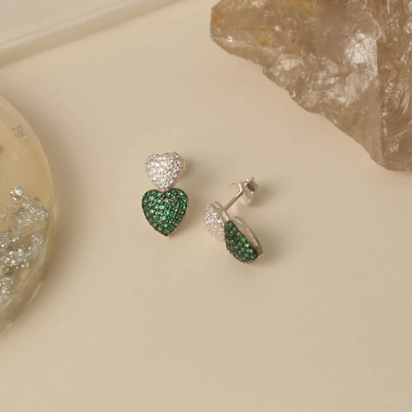 925 Ayar Gümüş Yeşil & Beyaz Taşlı Kalpli Çivi Küpe - ES00123 - Resim 4