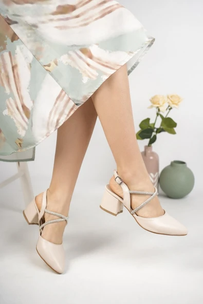 Feles Çapraz Şerit Taş Detaylı Klasik Topuklu Kadın Ayakkabı - Resim 8