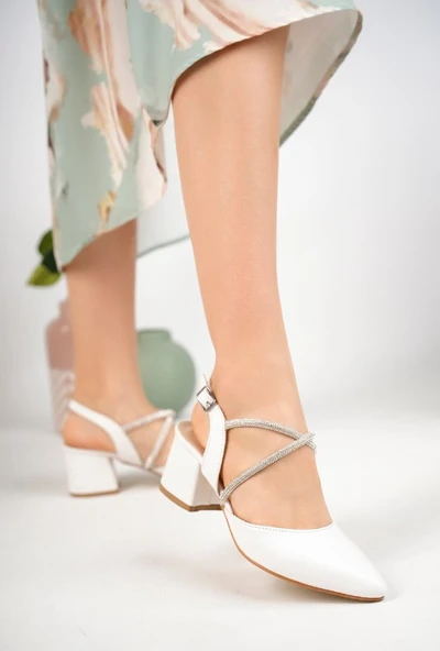 Feles Çapraz Şerit Taş Detaylı Klasik Topuklu Kadın Ayakkabı - Resim 2