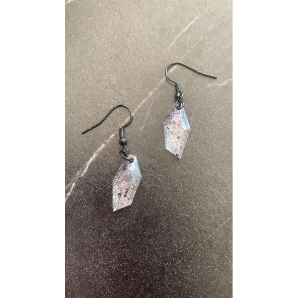 Şeffaf Renkli Siyah Simli Pullu Glitterli Aksesuarlı Kristal Şekil Sallantılı Epoksi Küpe Hediyelik - Resim 6