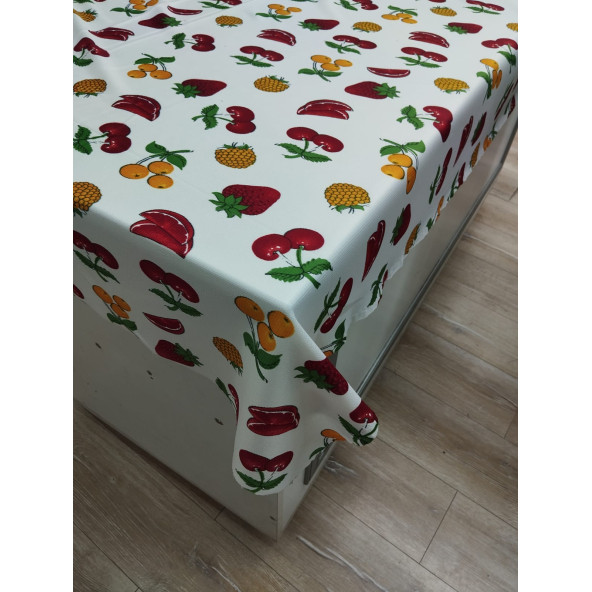 Hayat Home 120x160 Kiraz Desenli Polyester Dertsiz Masa Örtüsü