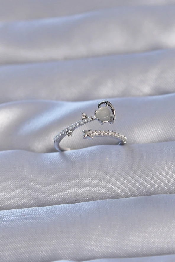 Pirinç Gümüş Renk Zirkon Taşlı İncili Satürn Model Ayarlanabilir Yüzük - EBJ240714W25337 ürün görseli