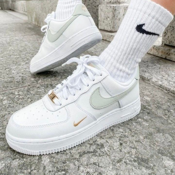 Nike Air Force 1 '07 Essential Grey