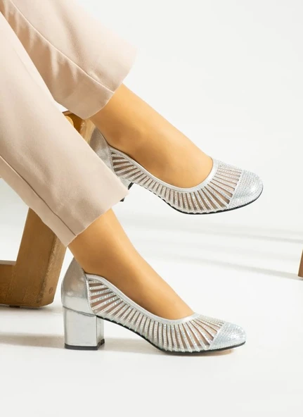 Feles Lazer Detaylı Taşlı Kadın Klasik Topuklu Ayakkabı - 17