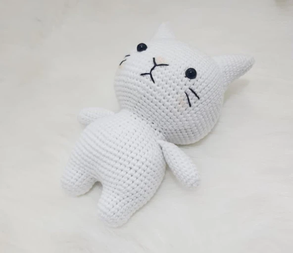 Beyaz Miniş Pisi Uyku Arkadaşı Amigurumi Organik Oyuncak - 4