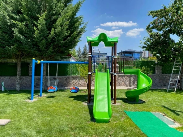 Çocuk Oyun Parkı Bir Kuleli, İki Kaydıraklı 5.5x4.5m - 6