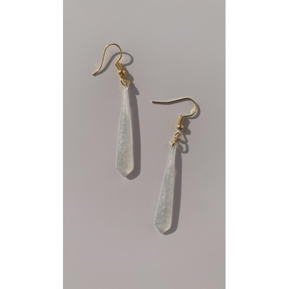 Beyaz Sedefli Renkli Gold Aksesuarlı Büyük Piramit Şekil Sallantılı Epoksi Küpe Hediyelik ürün görseli