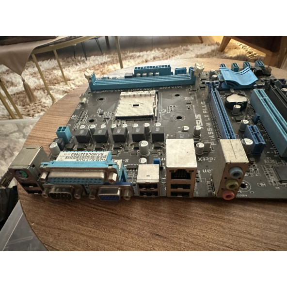 ASUS F1A55-M LX PLUS DDR3 GLAN+VGA+SES FM1 16x  ANAKART 2.EL. KULLANILMIŞ