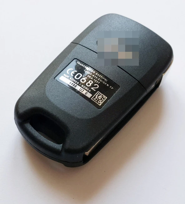 Hyundai Accent i20 i30 ix35 Uyumlu Anahtar Kabı Kumanda Kabı Oto Anahtarlık Vidalı Logolu Hold Tuşlu - 3