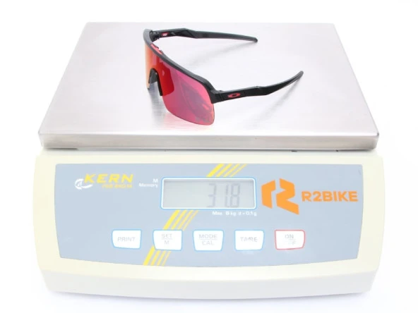 Oakley Sutro Lite Moto GP Güneş Gözlüğü 946362 Matte Black Prizm Road - Resim 6