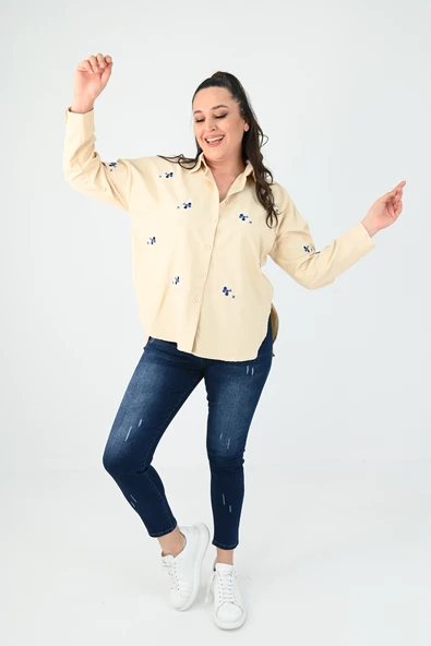 Kadın Büyük Beden Nakış Detaylı Gömlek 1724-1-24 - 10