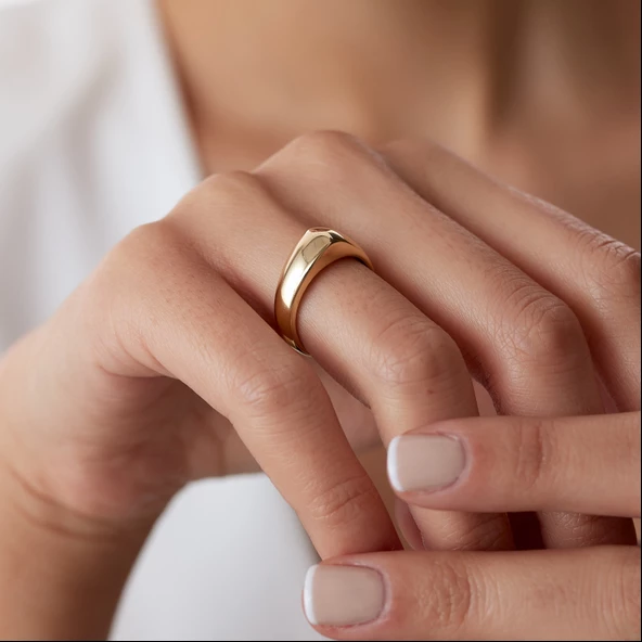 14 Ayar Altın Taşsız Günlük Şık Yüzük - 1