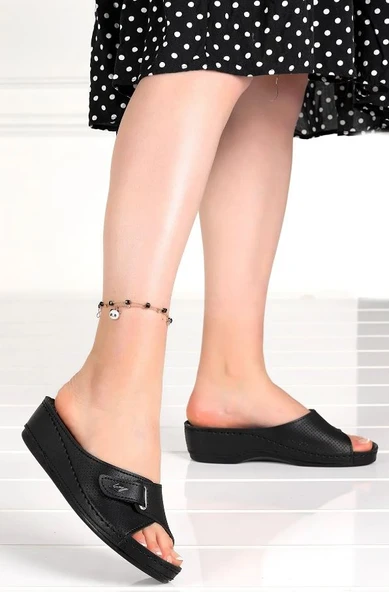 Aryan 09-701 Ortopedik Kadın Terlik ürün görseli