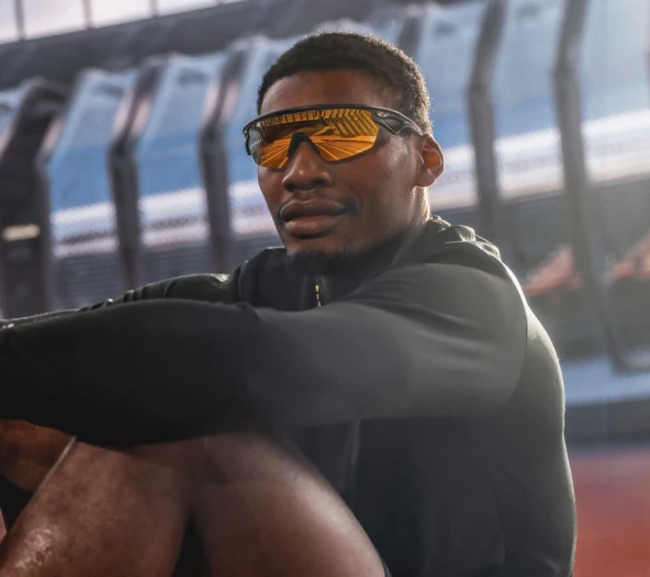 Oakley Sphaera Polarize Güneş Gözlüğü 940304 Matte Carbon Prizm 24K Polarized - Resim 9