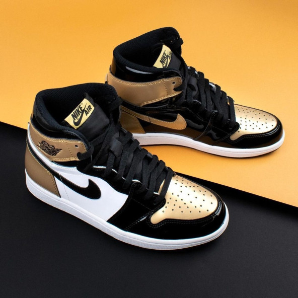 Nike Air Jordan 1 High Retro 'Gold Toe'