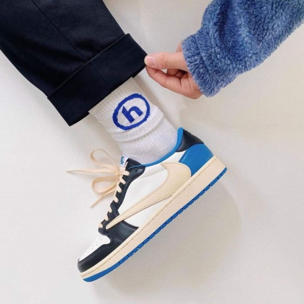 Nike Air Jordan 1 Low Travis Scott x Fragment