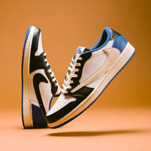 Nike Air Jordan 1 Low Travis Scott x Fragment - 2