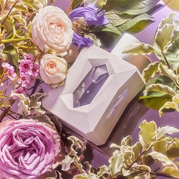 Ariana Grande God is a Woman EDP 100 ml Kadın Parfümü - Resim 4