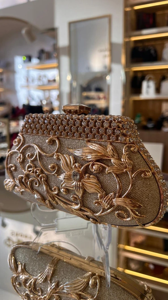 İthal Oval Model Çiçek Desen Kadın Abiye Çanta - 4
