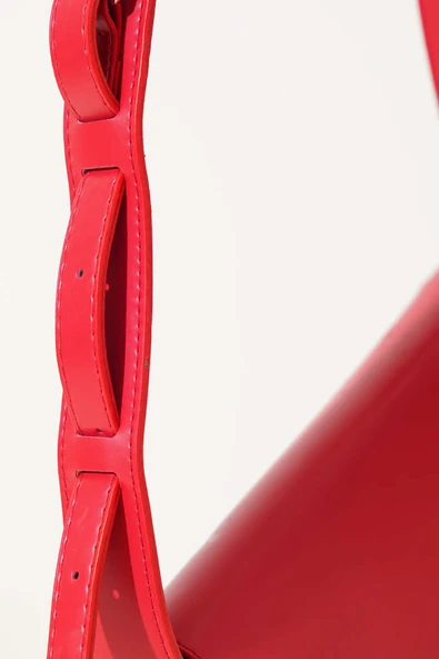 Asimetrik Kol Çantası Kırmızı - Resim 3