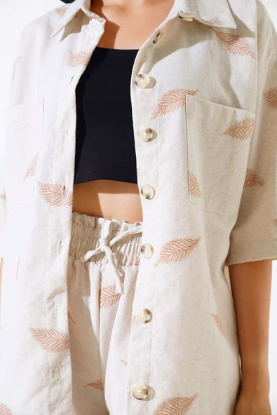 Yaprak Desenli Şortlu İkili Takım Latte - Resim 4