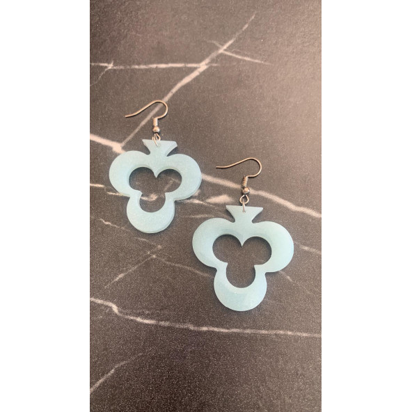 Buz Mavi Renkli Simli Sedefli Gümüş Aksesuar İskambil Sinek İçi Boş Şekil Küpe 4 cm Epoksi Hediyelik - Resim 2