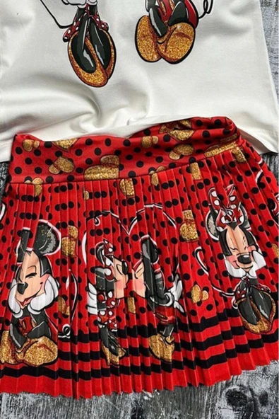 Kız Çocuk Omzu Fırfırlı Mickey ve Minnie Baskılı Beyaz Bluz Etekli Takım - Resim 3