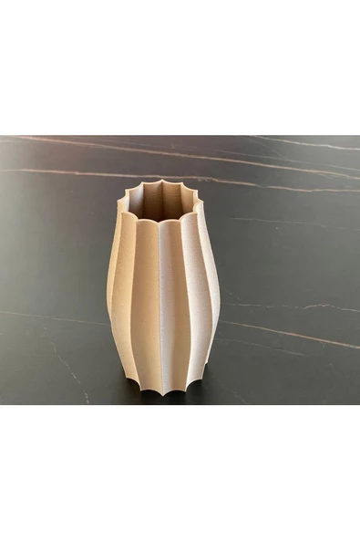 Yükselen Detaylı Vazo 18 cm