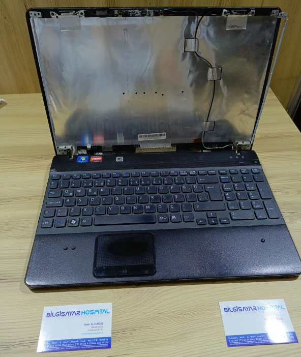 SONY VAIO PCG-61611M EKRAN LCD COVER KAPAK VE ÜST KASA NOTEBOOK LAPTOP 2.EL