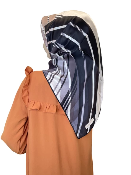 Pierre Cardin Sura İpek Eşarp 2024 İlkbahar Yaz Desenli İpek Eşarp 8832230  SİYAH