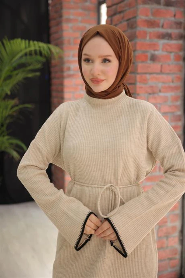 TESETTÜR REGLAN KOLLU  KEMERLİ TRİKO ELBİSE BEJ - 2
