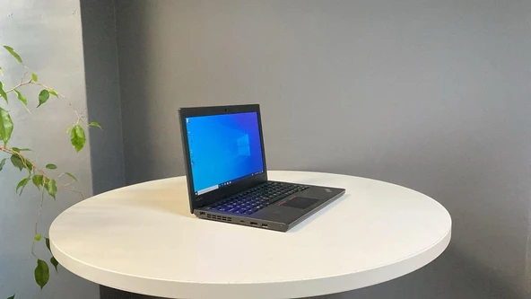 Lenovo Notebook ThinkPad X270 intel i7 7500U 8Gb 256Gb Ssd 12.5"Hd (C Laptop) 2.EL 3Ay Garanti - 2