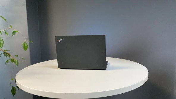 Lenovo Notebook ThinkPad X270 intel i7 7500U 8Gb 256Gb Ssd 12.5"Hd (C Laptop) 2.EL 3Ay Garanti - 4