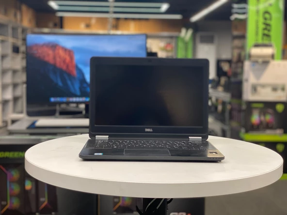 Dell 2.El Notebook Latitude E7270 İ7 6600U 8Gb Ddr4 Ram 256Gb M2 Ssd 12.5" Fhd Bx Kalite Laptop