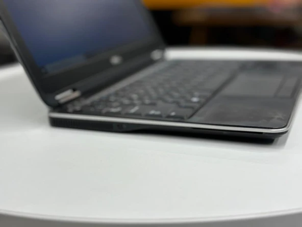 Dell Latıtude E7240 Notebook İ7 4600U 8Gb Ddr3L 256Gb Msata 12.5" Hd Sıfır Batarya C Laptop 2.El - Resim 2