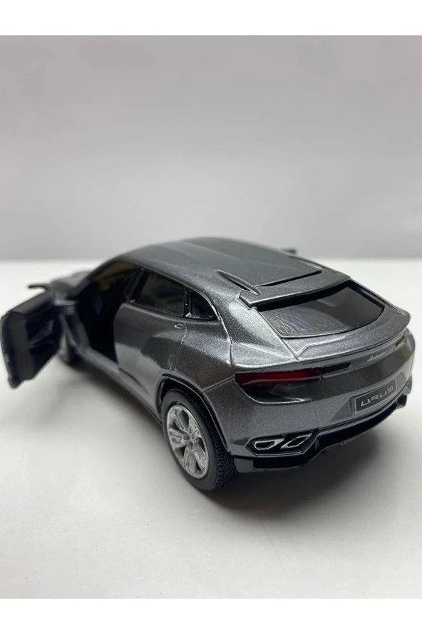 Diecast,metal Model Oyuncak Araba Lamborghini Urus Çek Bırak Lisanslı 1:36 Ölçek Araba