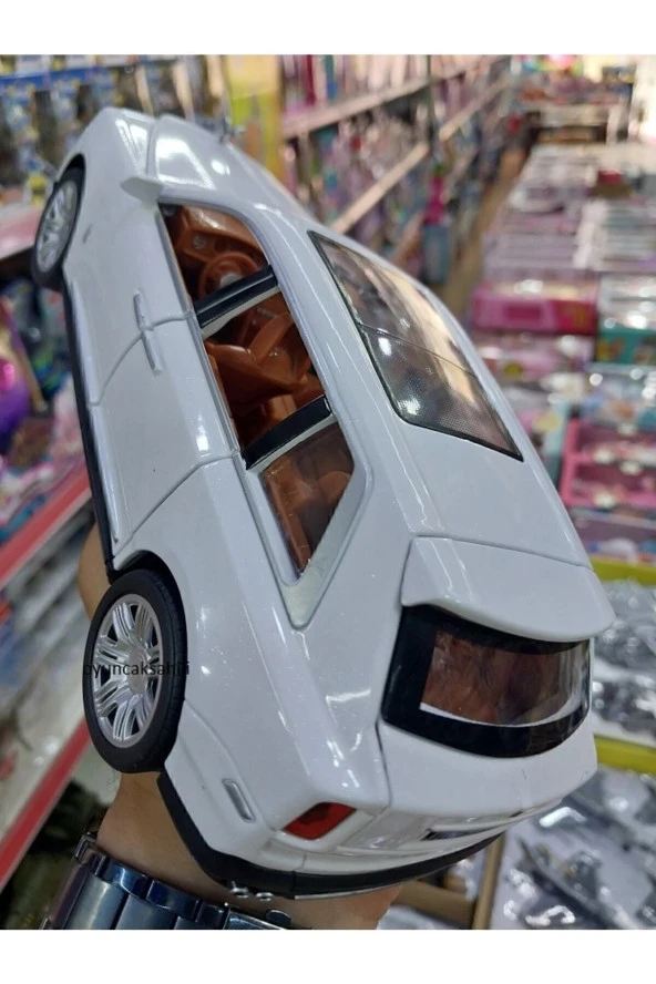 Rolls Royce  Cullınan Dıecast Beyaz Metal 1.24 Koleksiyon Model Işıklı Sesli Far Araba - 2