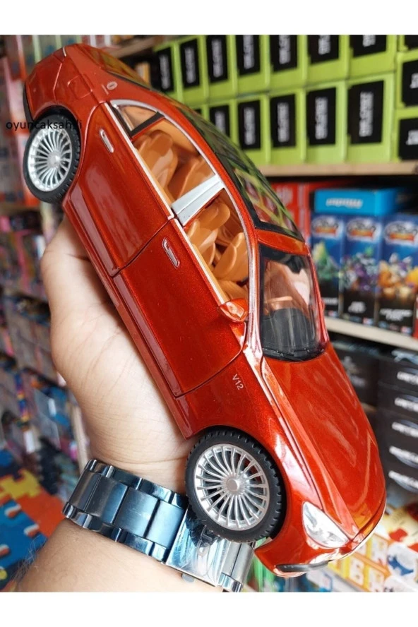 S600 Maybach Class Diecast Metal Mercedes 1.24 Koleksiyon Araba 6 Kapı Açılır Işık Ses Far Stop