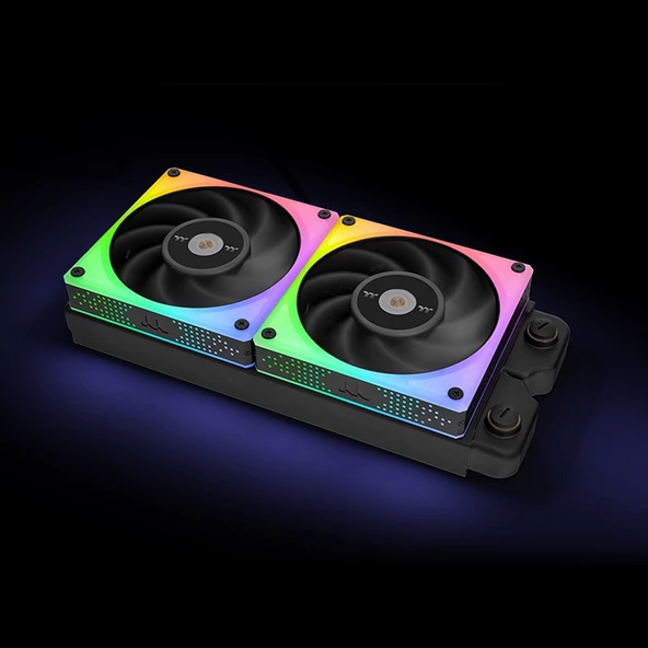 Thermaltake TH CL F135 PL12SW A 12 RGB 3x12cm Yüksek Statik Basınçlı Sıvı Soğutma Radyatör Fan Kiti