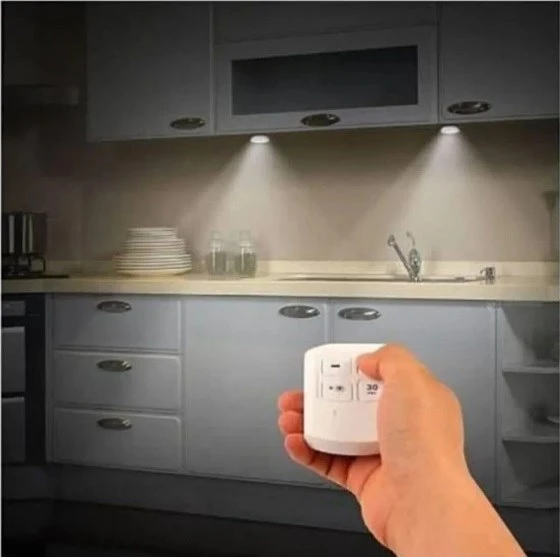 Uzaktan Kumandalı Dokunmatik Pilli Led Spot Lamba 3 Lü Set Mutfak Gardorap Dekoratif Led Lamba - 4