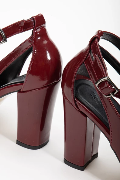 Lillian Topuklu Bordo Rugan Topuklu Kadın Ayakkabı - Resim 3