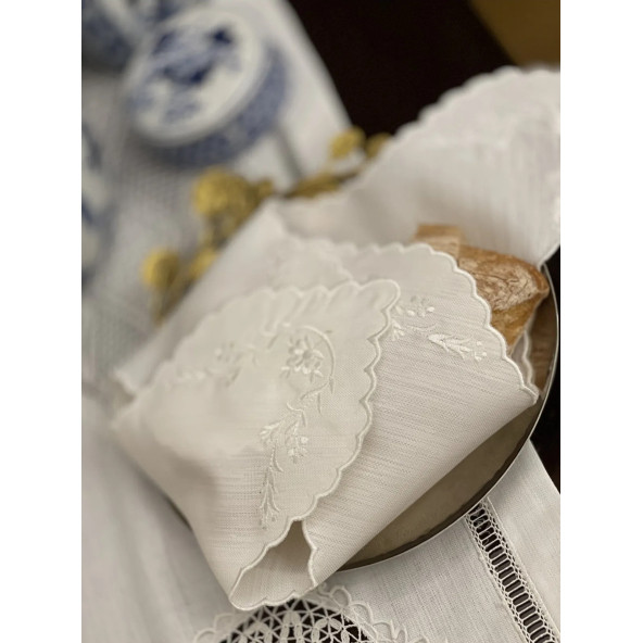 QBR Home Nakışlı Ekmek Örtüsü. Sarmaşık Desenli - 3