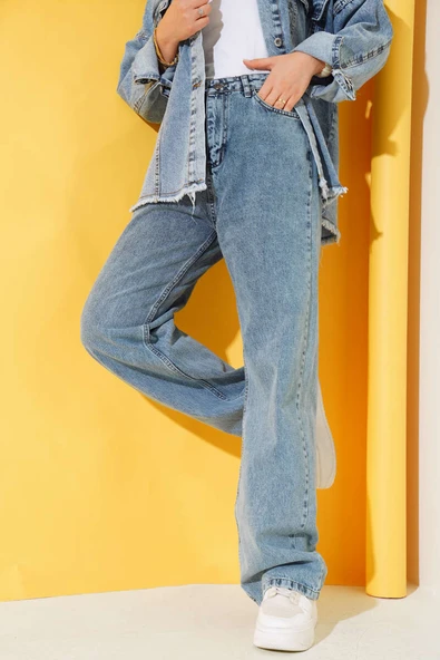 Boru Paça Orta Mavi Kar Jean Pantolon