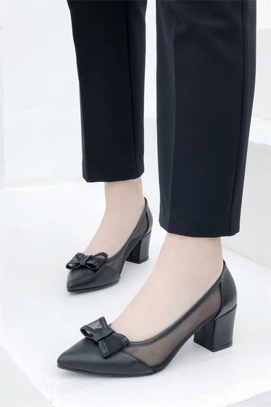 Feles Tül Kurdela Detaylı Kadın Topuklu Ayakkabı ürün görseli