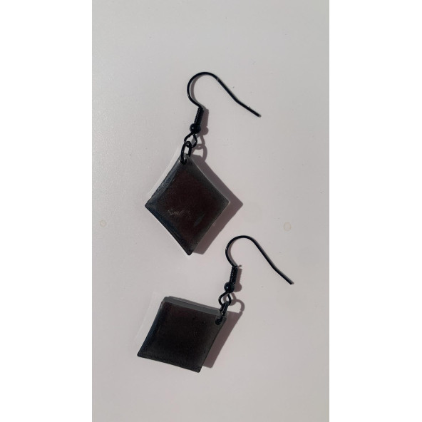 Füme Renk Simli Sedefli Siyah Aksesuar Karo Dörtgen Şekil 3 Cm Epoksi Küpe Hediyelik ürün görseli