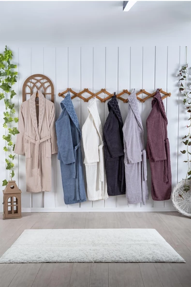 Nurpak Hazal 8 Parça Aile Bornoz Seti Kutulu - 8