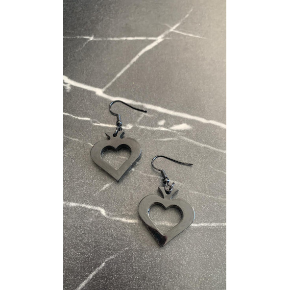 Parlak Siyah Renkli Siyah Aksesuarlı Maça İçi Boş Model 3 Cm Epoksi Küpe El Yapımı Hediyelik - Resim 5